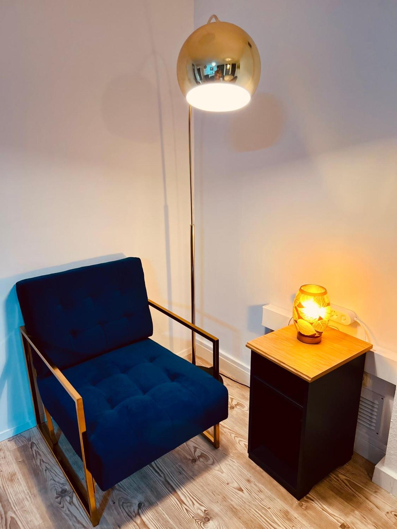 Cologne Luxe Living: Opulent Elegance Unleashedアパートメント エクステリア 写真